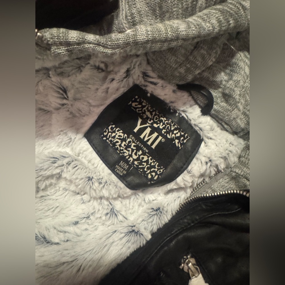 Jacket - Picture 3 of 5